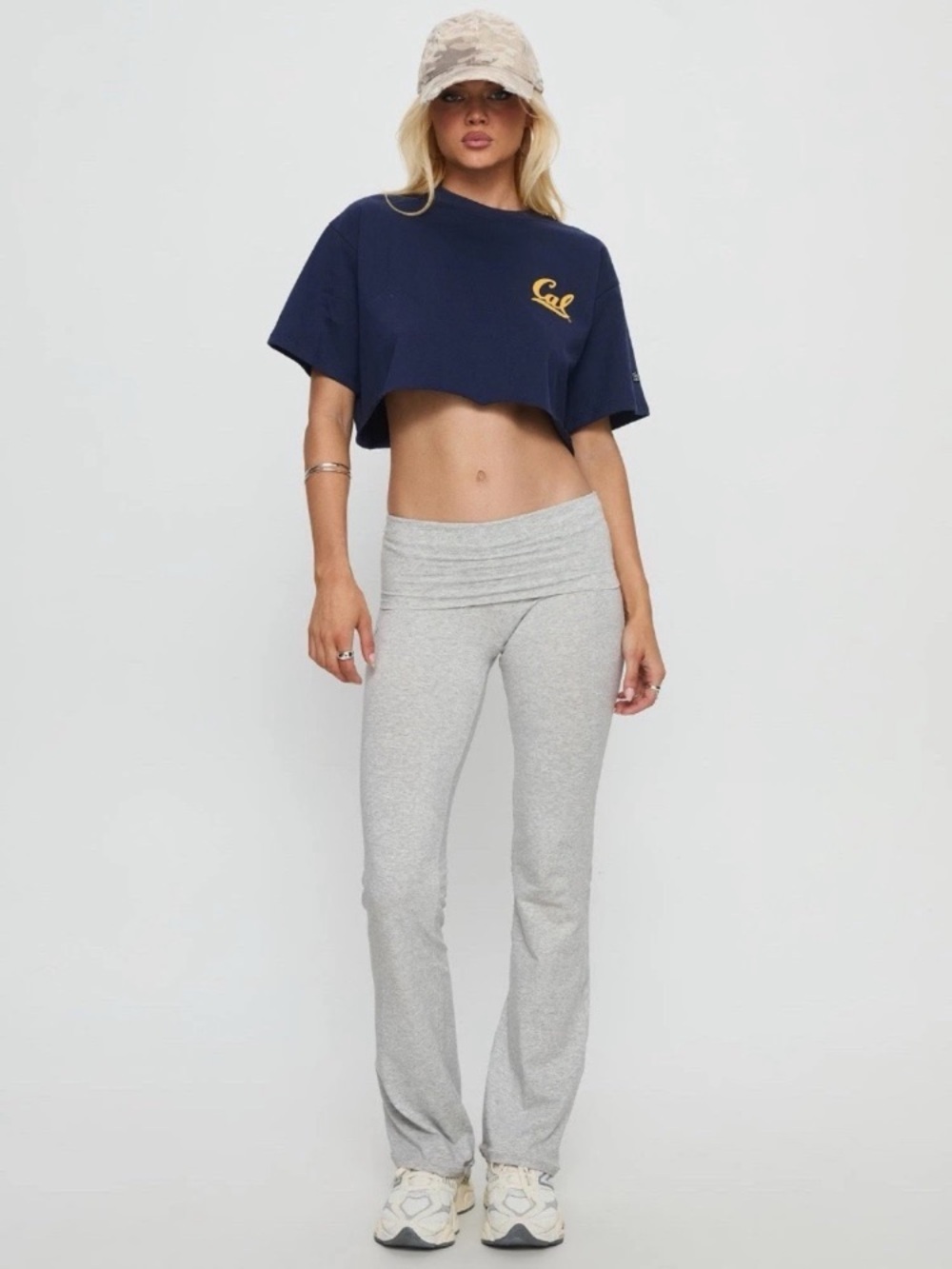 Amazon Seeking Sunsets Gray Fold-Over Waist Flare Leggings XS/Small Heather Grey